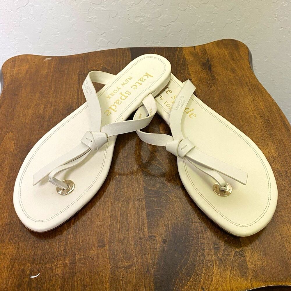 Kate Spade New York Leather Thong Sandals White Slip-On Logo US 8 B EU 38.5